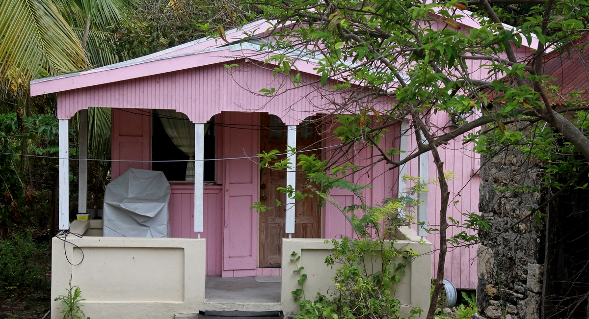 Le “case colorate” di Antigua