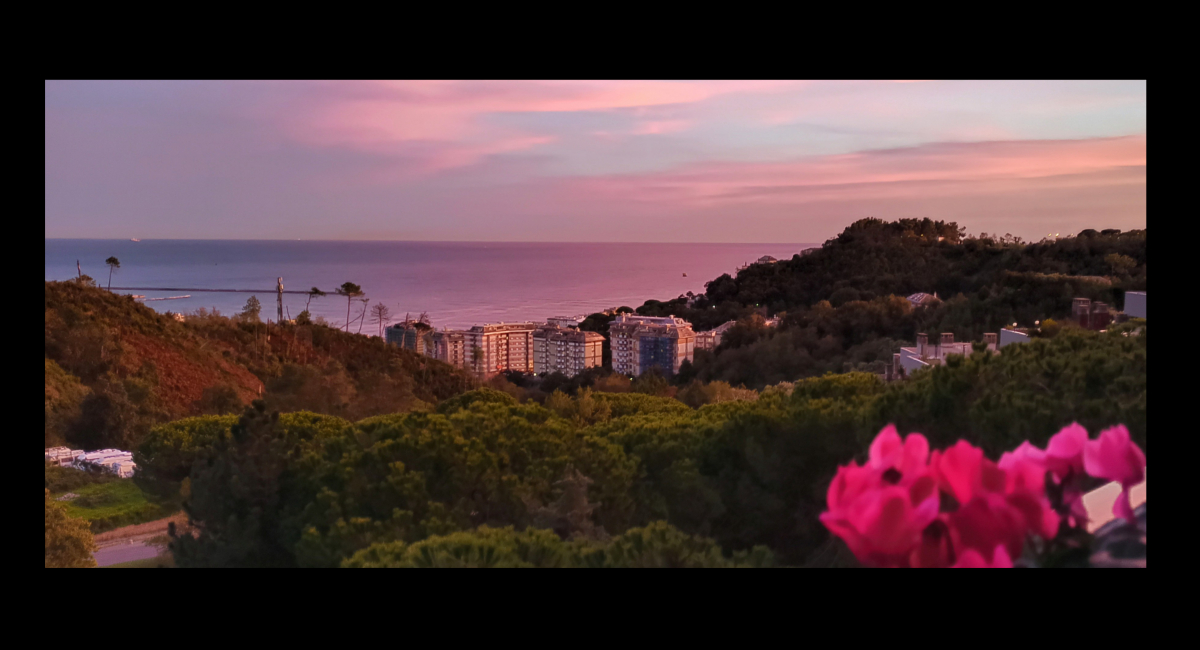 dal poggiolo di casa un tramonto rosa shocking…