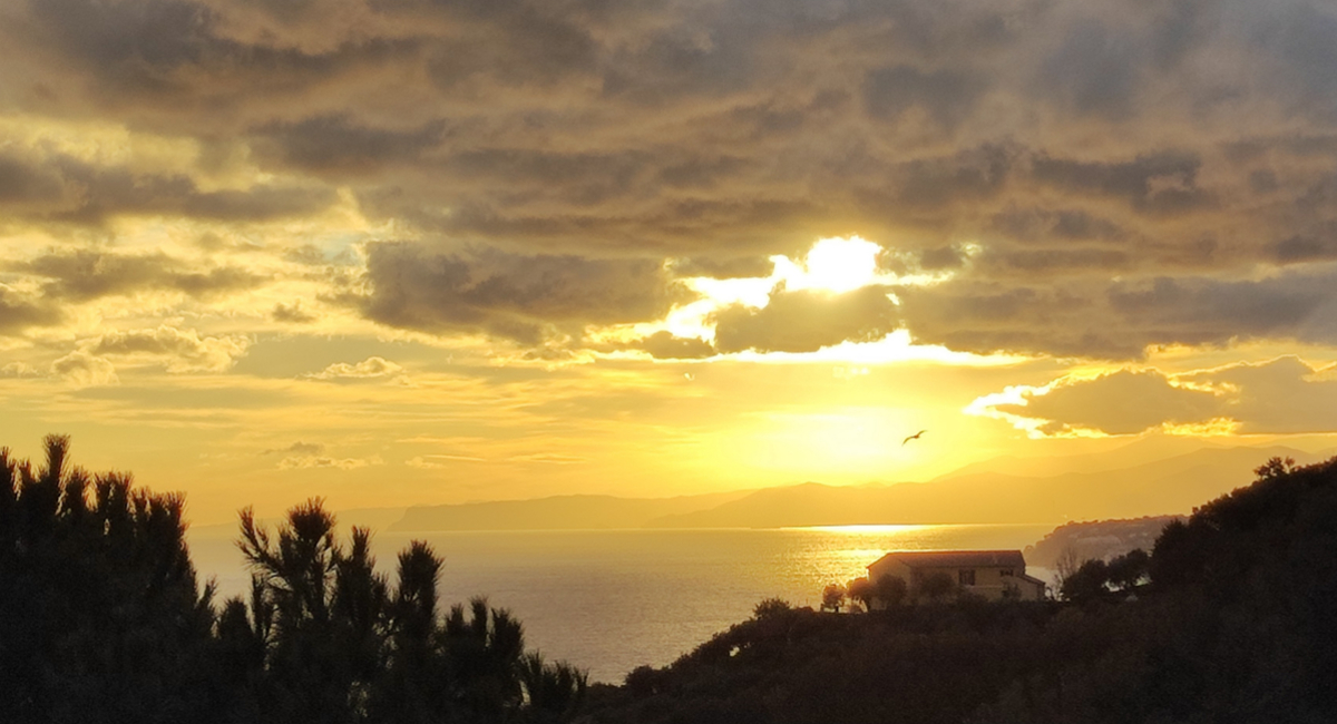 uno spettacolare tramonto dal Pianacci…